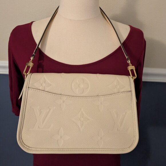 Louis Vuitton Diane Monogram Leather/ Crossbody Bag  With Flap Closure - Picture 10 of 13